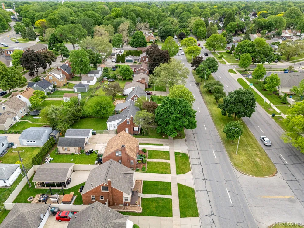 21311 Outer Drive Dearborn City, MI 48124