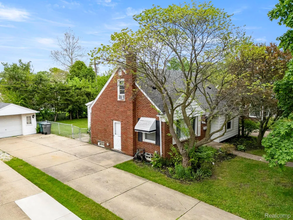 21311 Outer Drive Dearborn City, MI 48124