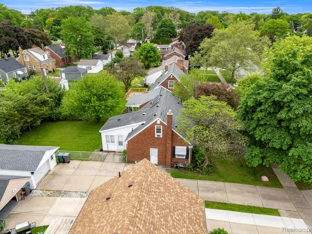 21311 Outer Drive Dearborn City, MI 48124