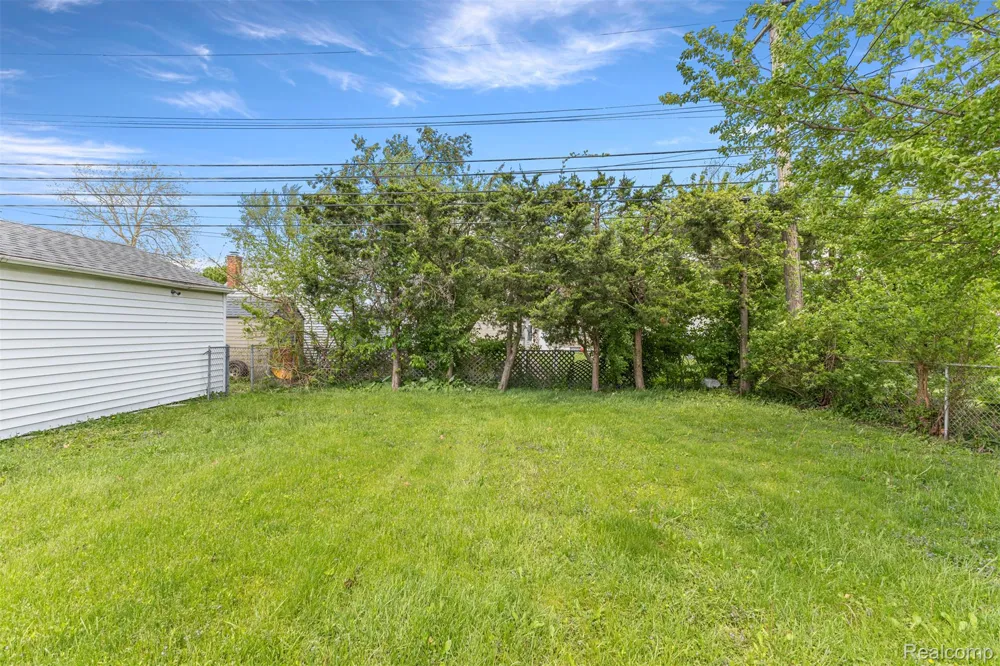21311 Outer Drive Dearborn City, MI 48124