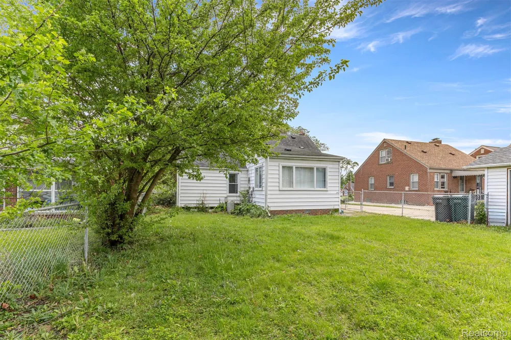 21311 Outer Drive Dearborn City, MI 48124