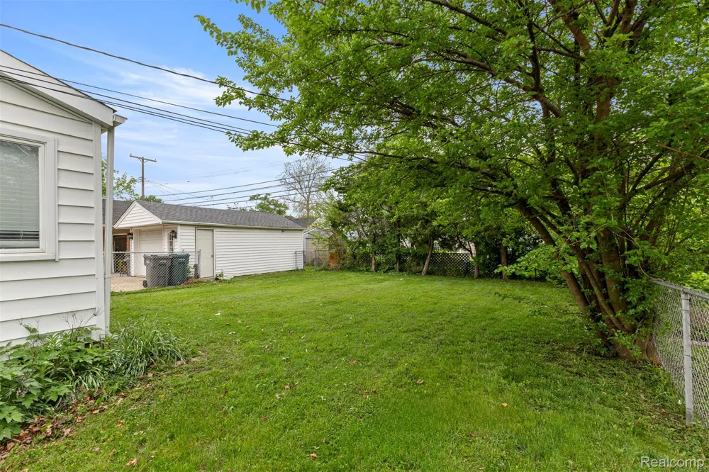 21311 Outer Drive Dearborn City, MI 48124