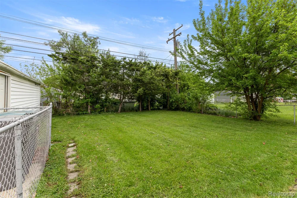 21311 Outer Drive Dearborn City, MI 48124