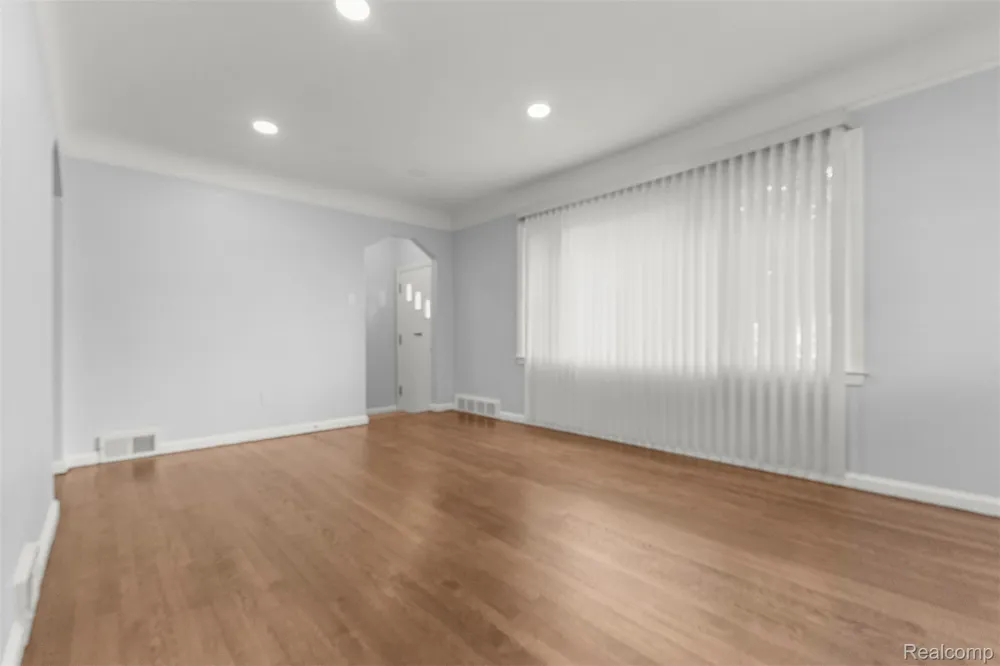 21311 Outer Drive Dearborn City, MI 48124
