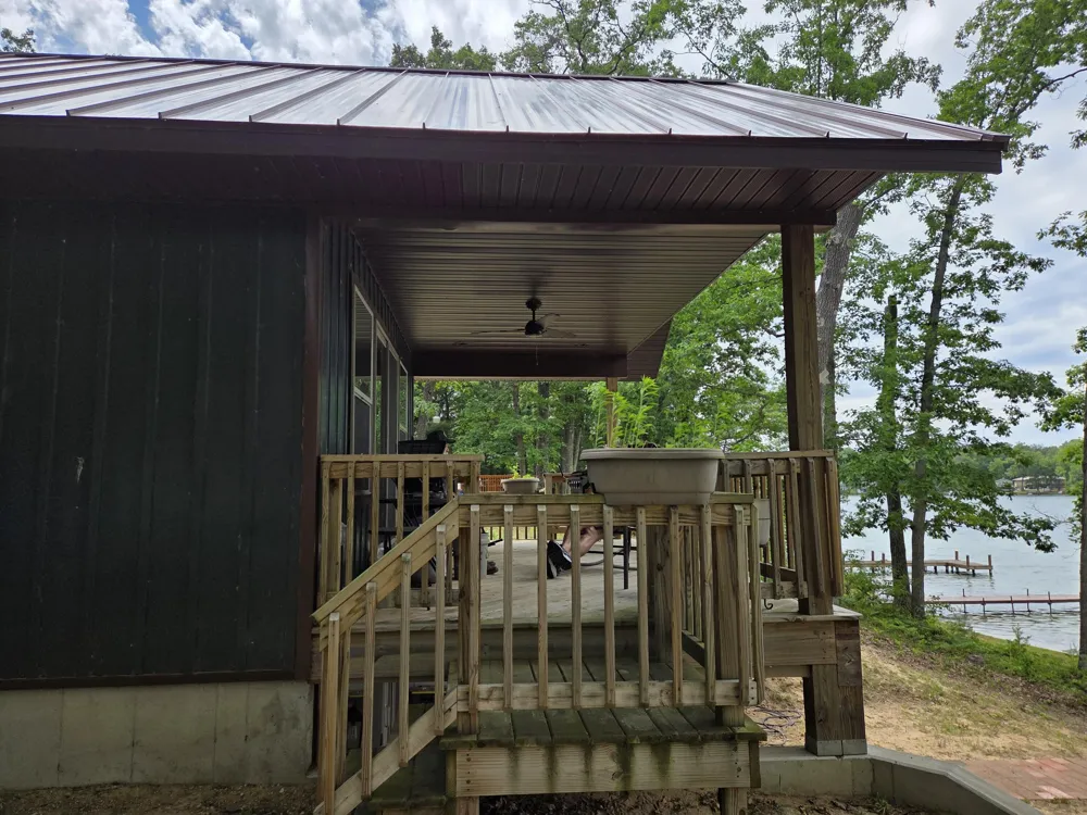 2485 W Lake Shore Drive Merrill Township, MI 49309