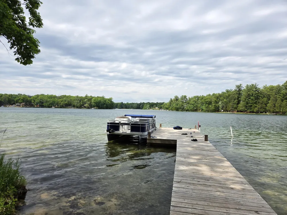 2485 W Lake Shore Drive Merrill Township, MI 49309