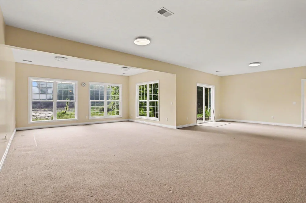 6945 Hunters Creek Comstock Charter Township, MI 49048
