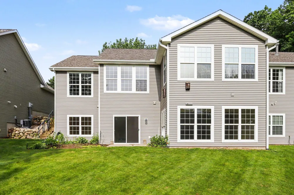 6945 Hunters Creek Comstock Charter Township, MI 49048