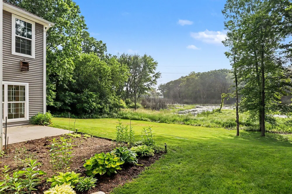 6945 Hunters Creek Comstock Charter Township, MI 49048