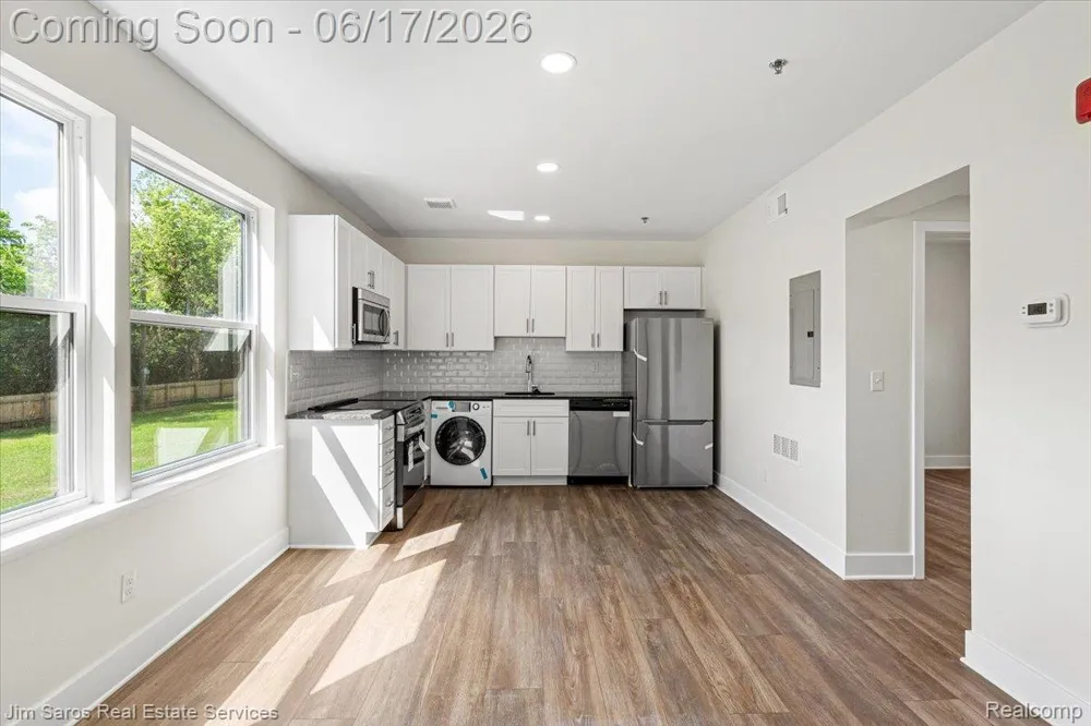4735 Rohns #4A Street Detroit City, MI 48214