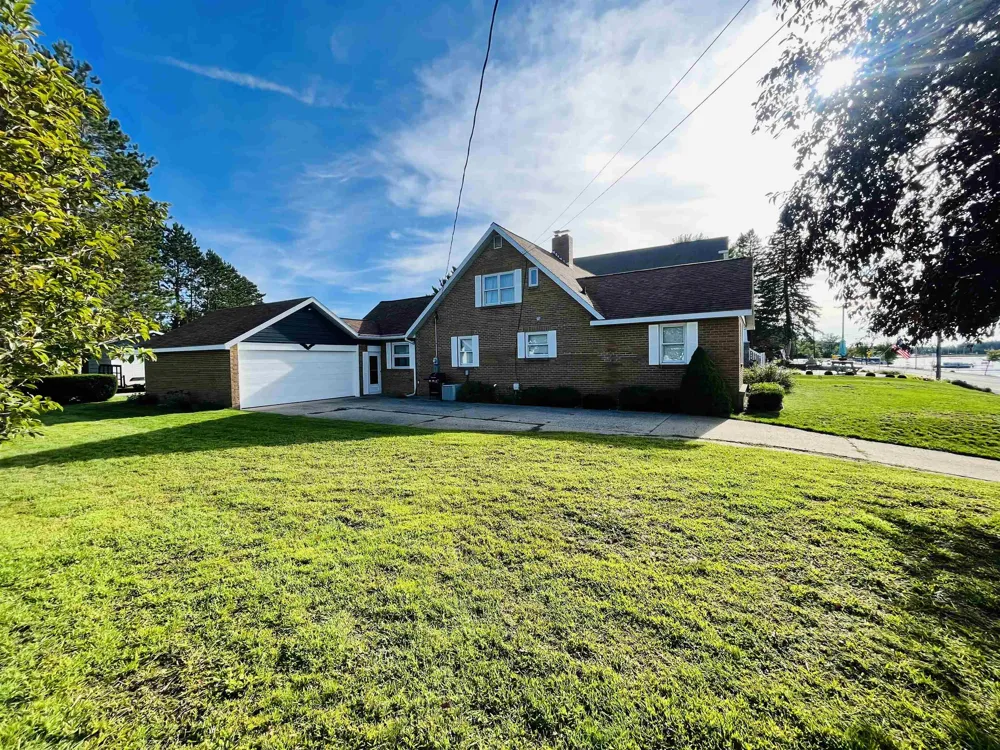 2009 Sunnyside Drive Cadillac City, MI 49601