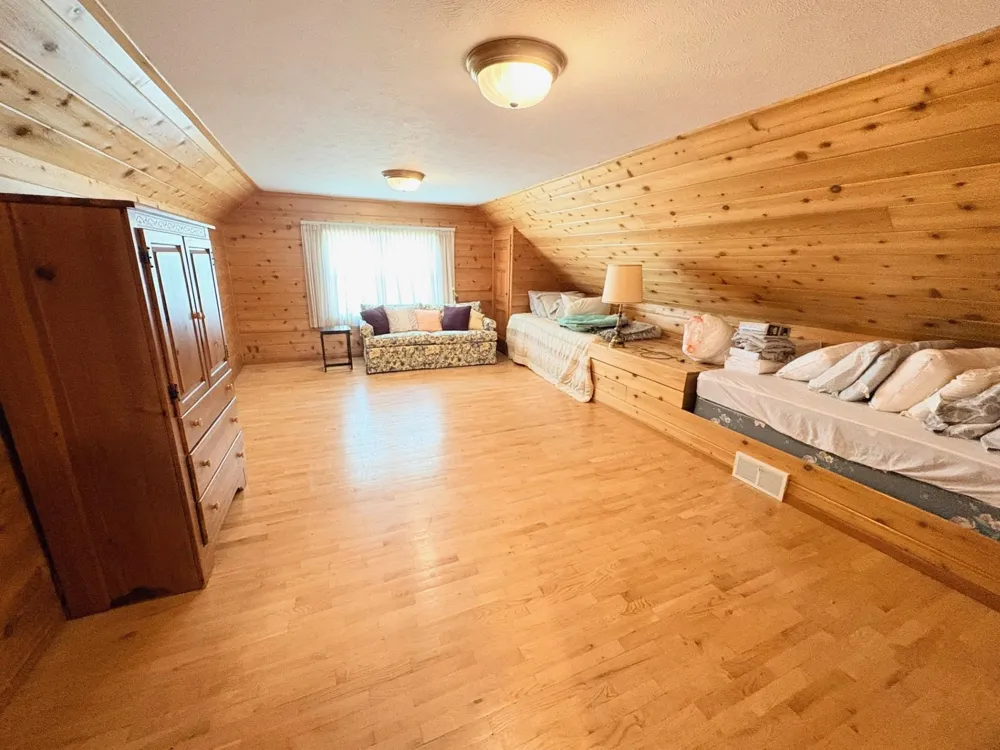 2009 Sunnyside Drive Cadillac City, MI 49601