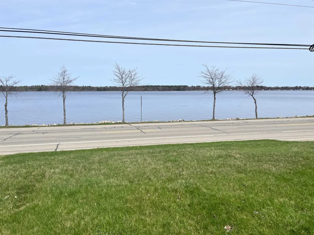 2009 Sunnyside Drive Cadillac City, MI 49601