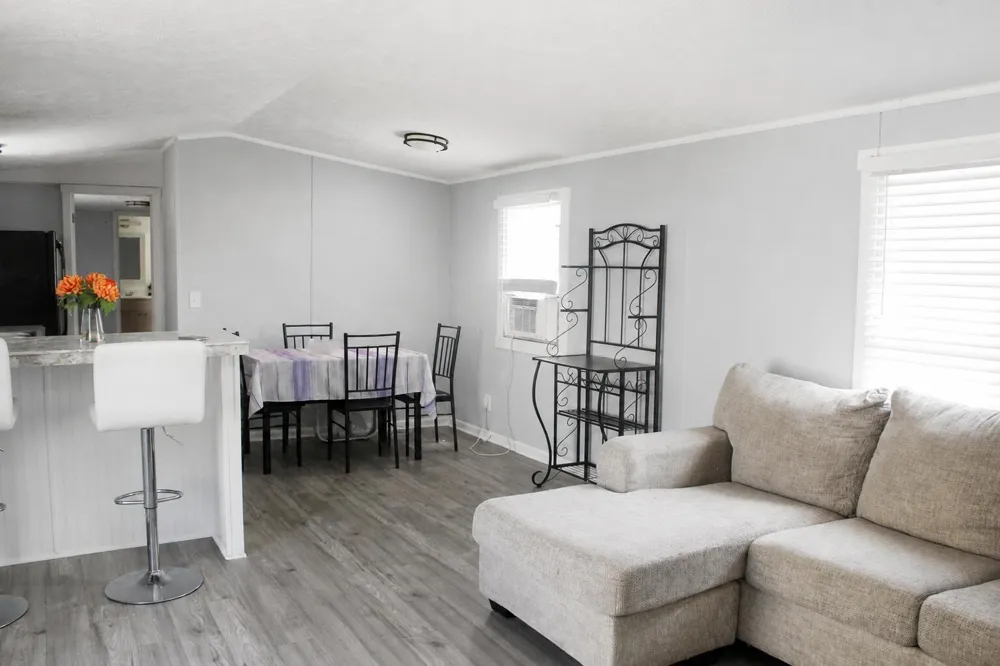 27 Inca Drive SW Byron Township, MI 49548