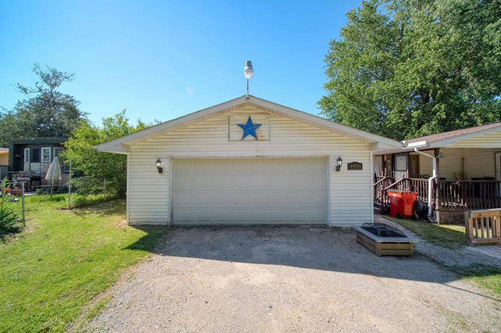 4498 Yuma Drive Henrietta Township, MI 49201