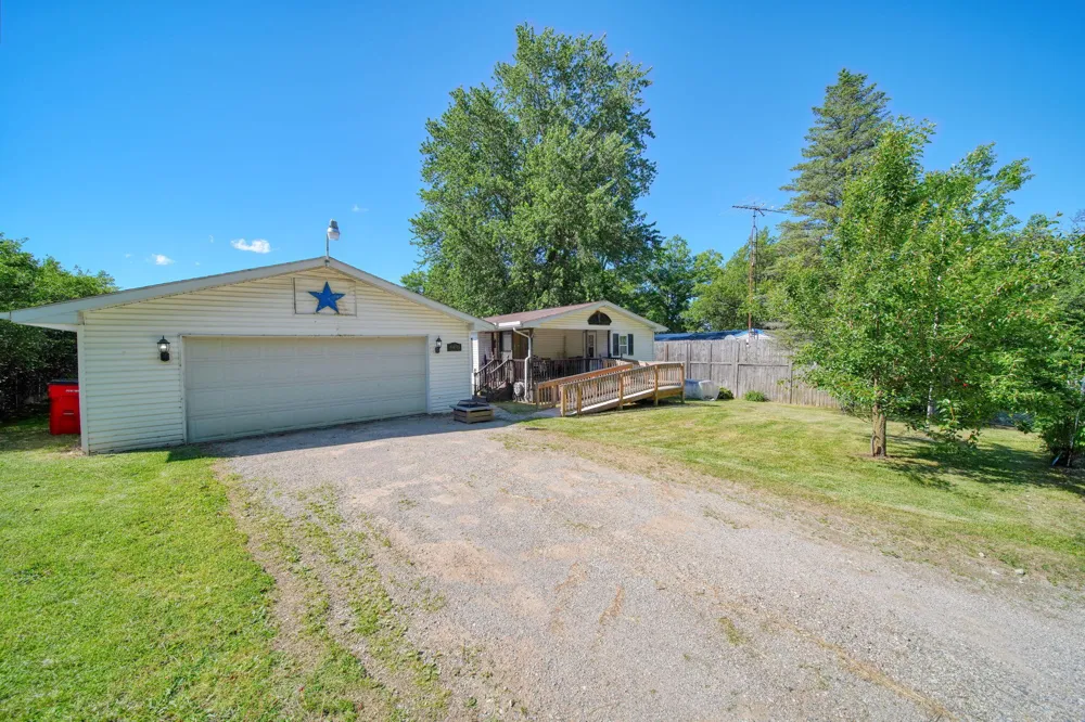 4498 Yuma Drive Henrietta Township, MI 49201