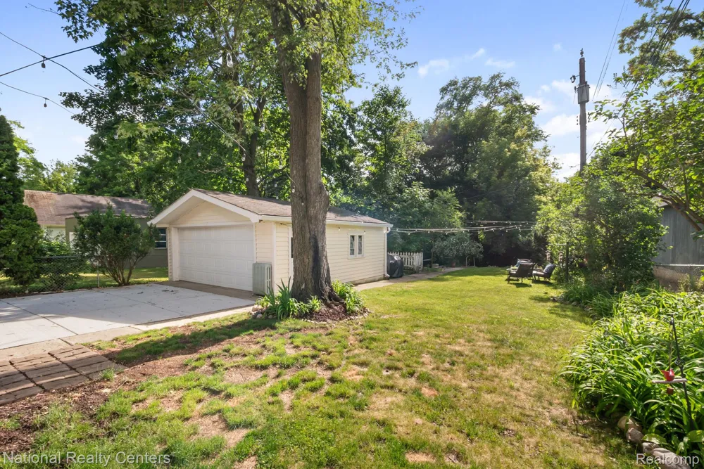 116 S Rogers Street Northville City, MI 48167