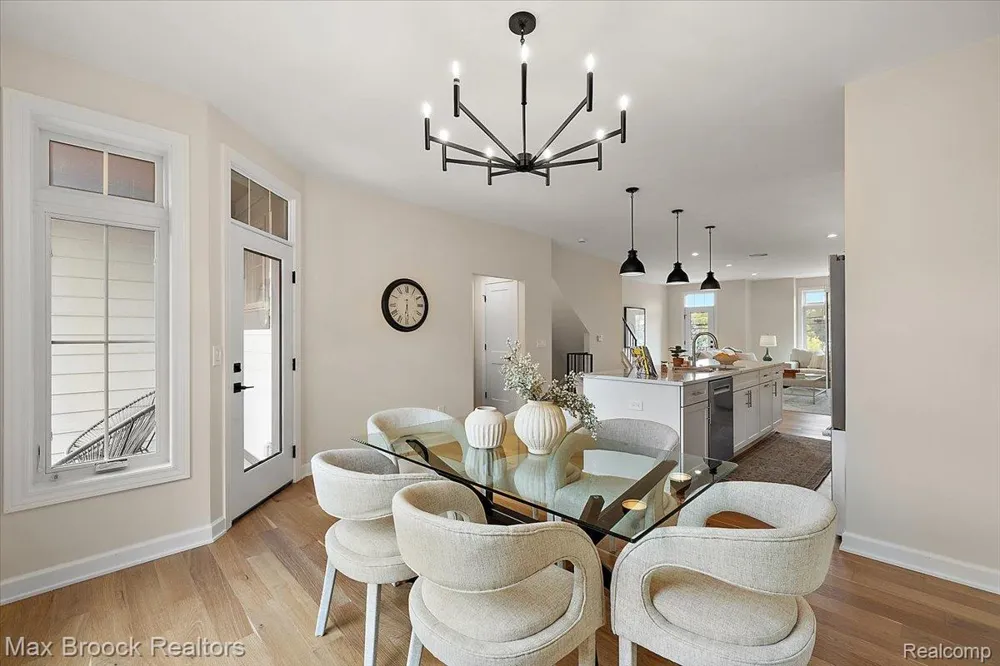 382 Notre Dame Street Grosse Pointe City, MI 48230