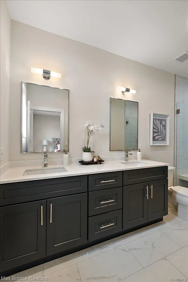 382 Notre Dame Street Grosse Pointe City, MI 48230