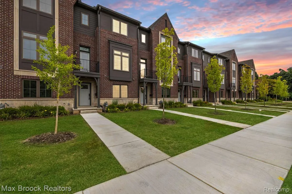 382 Notre Dame Street Grosse Pointe City, MI 48230
