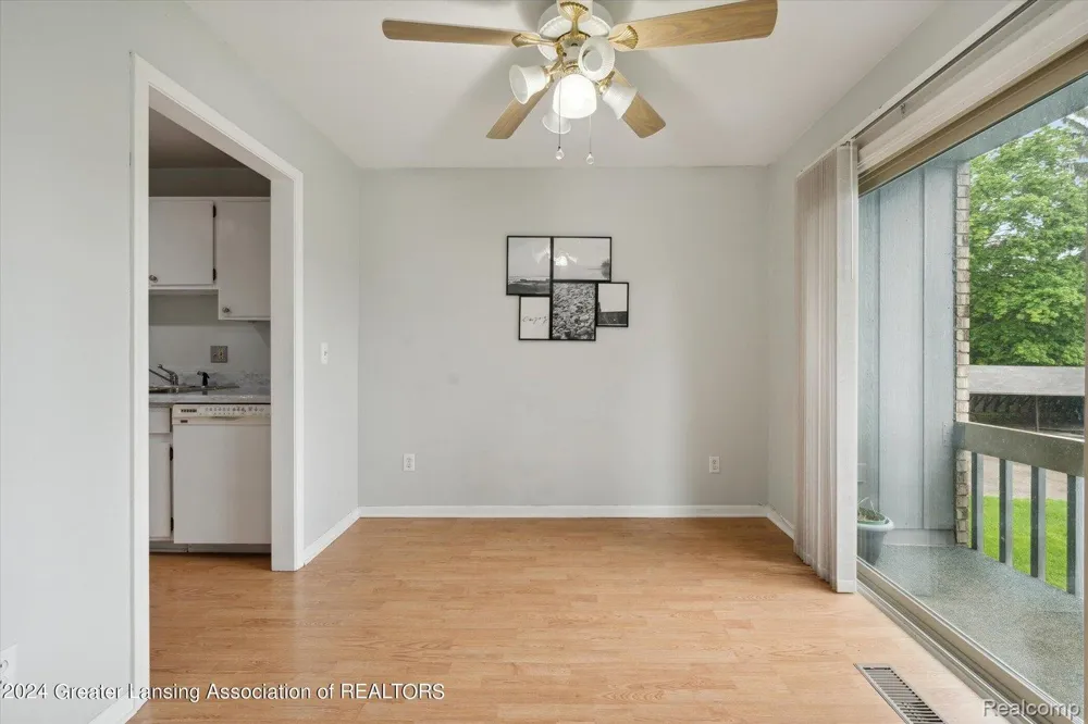 2926 Mount Hope Road Meridian Charter Township, MI 48864