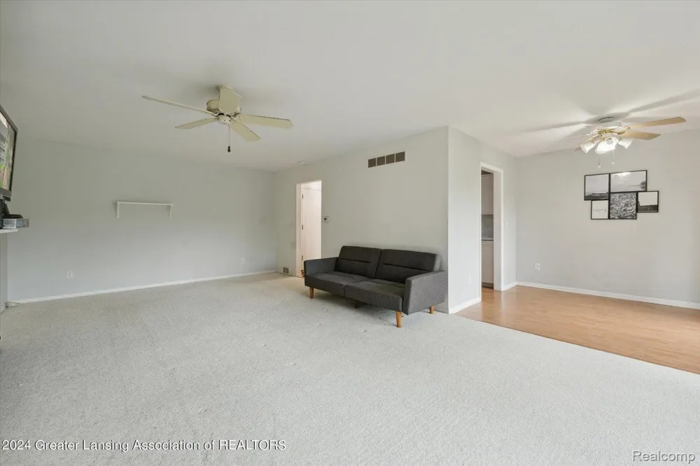 2926 Mount Hope Road Meridian Charter Township, MI 48864