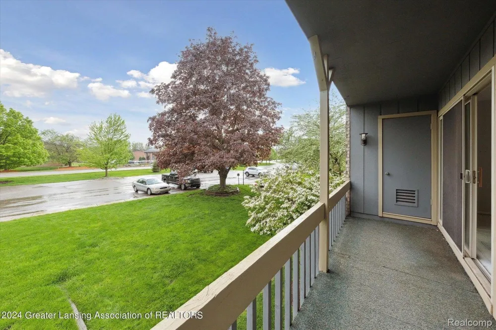 2926 Mount Hope Road Meridian Charter Township, MI 48864