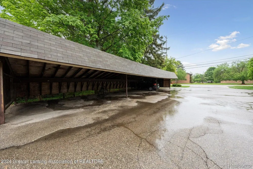 2926 Mount Hope Road Meridian Charter Township, MI 48864