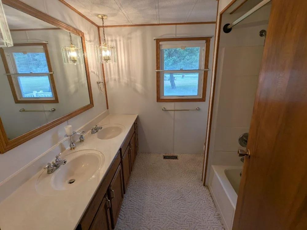 511 W Main Street Plainfield Township, MI 48739