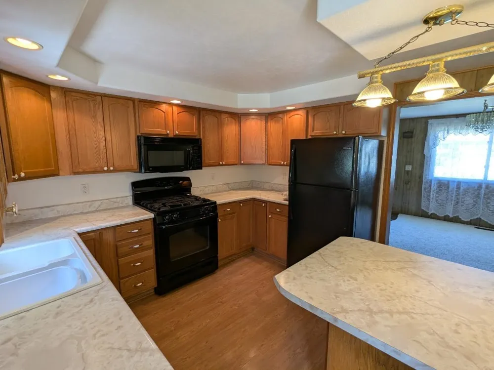 511 W Main Street Plainfield Township, MI 48739