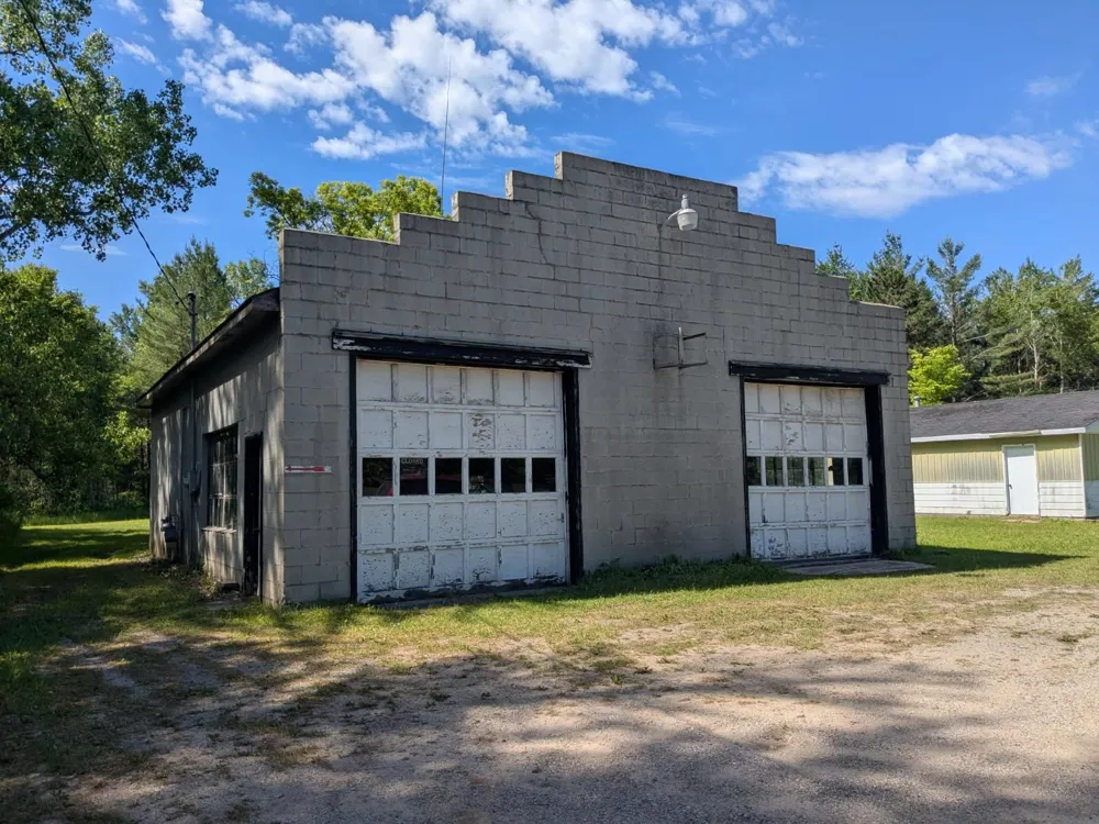 511 W Main Street Plainfield Township, MI 48739