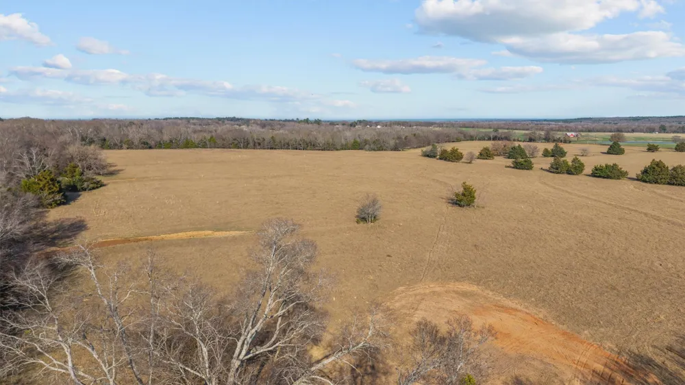 17700 County Road 477 Lindale, TX 75771