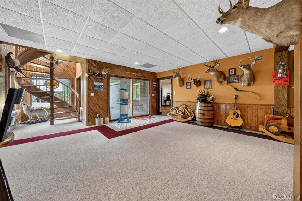 5233 Crawford Road Dryden Township, MI 48428