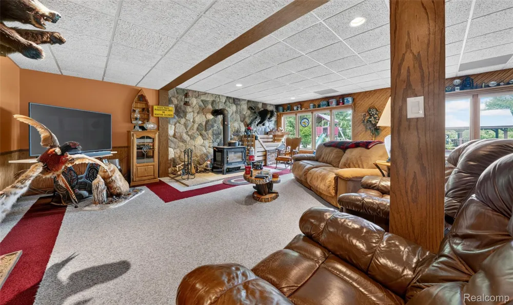 5233 Crawford Road Dryden Township, MI 48428