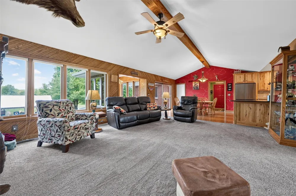 5233 Crawford Road Dryden Township, MI 48428