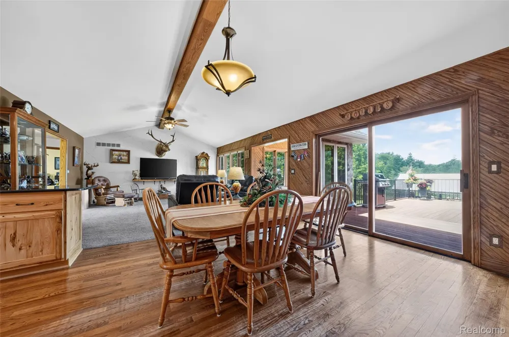 5233 Crawford Road Dryden Township, MI 48428