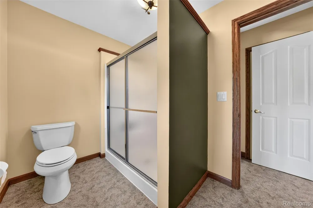 5233 Crawford Road Dryden Township, MI 48428