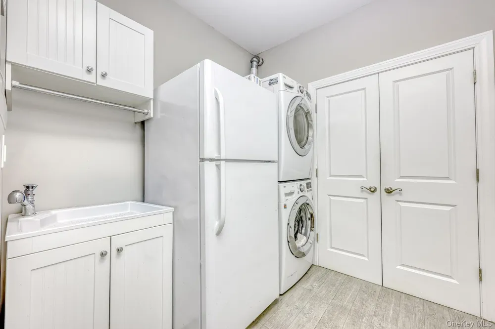 38 Westminster Way Pomona, NY 10970
