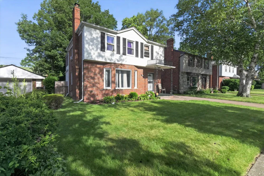 9884 W Outer Drive W Detroit City, MI 48223