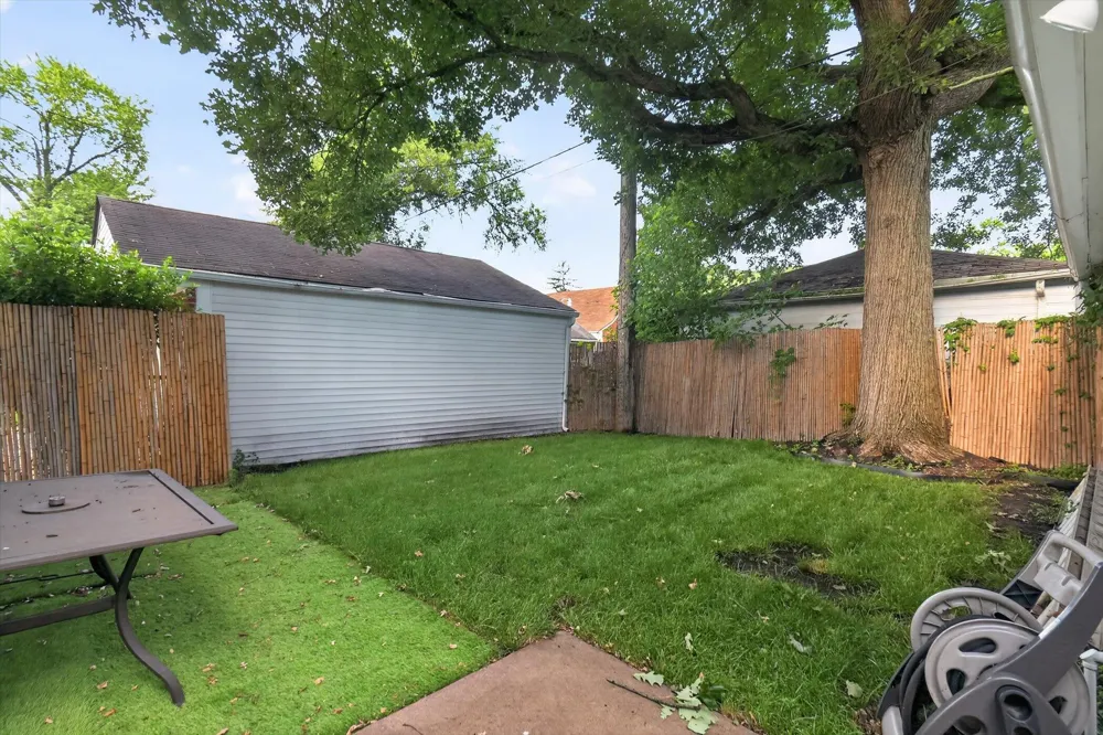 9884 W Outer Drive W Detroit City, MI 48223