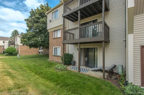 30078 W 12 Mile Rd #99