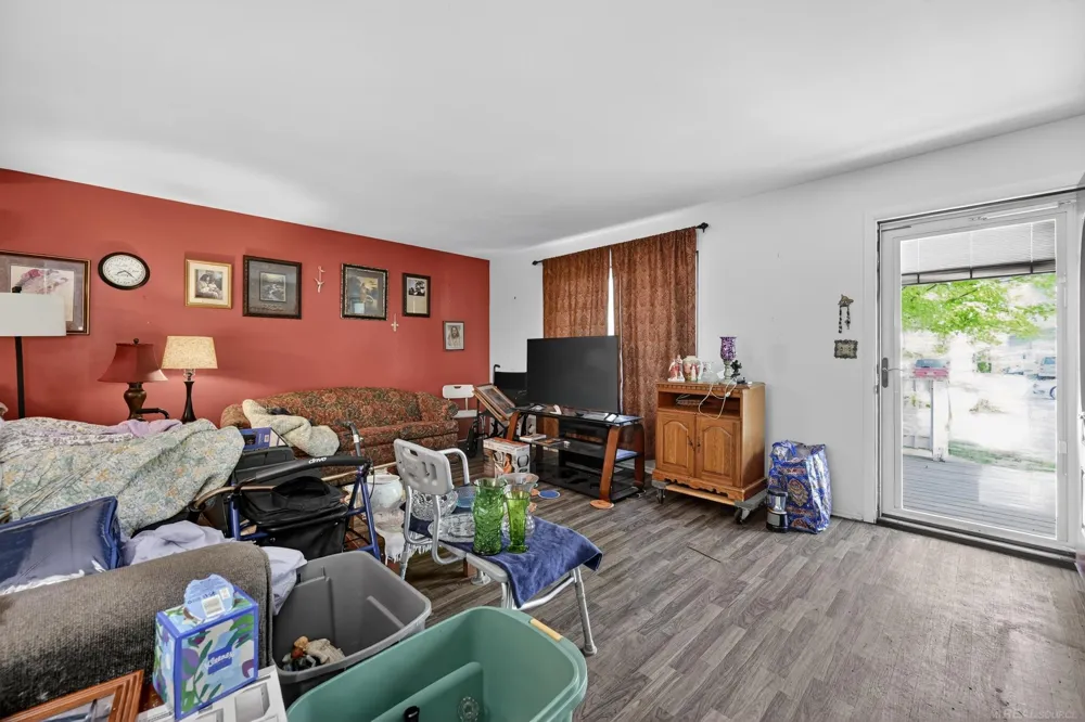 859 Edison Road Zilwaukee City, MI 48604