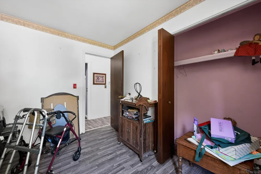 859 Edison Road Zilwaukee City, MI 48604