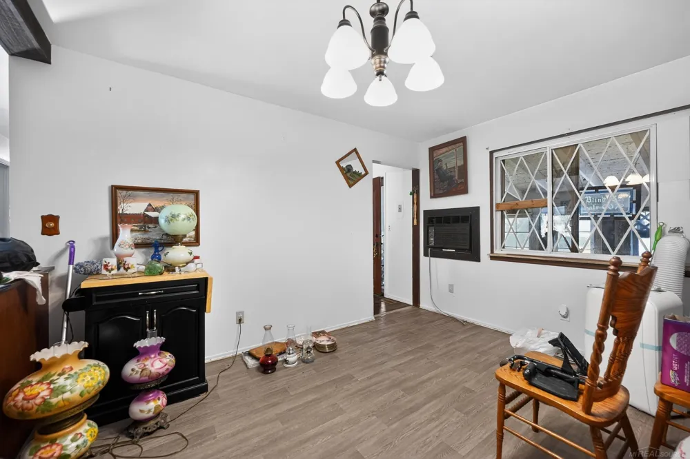 859 Edison Road Zilwaukee City, MI 48604