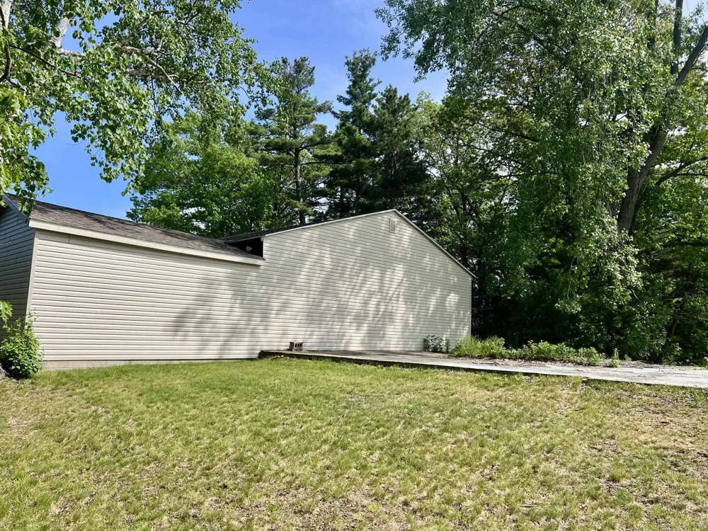 3325 US-23 N Oscoda Charter Township, MI 48750
