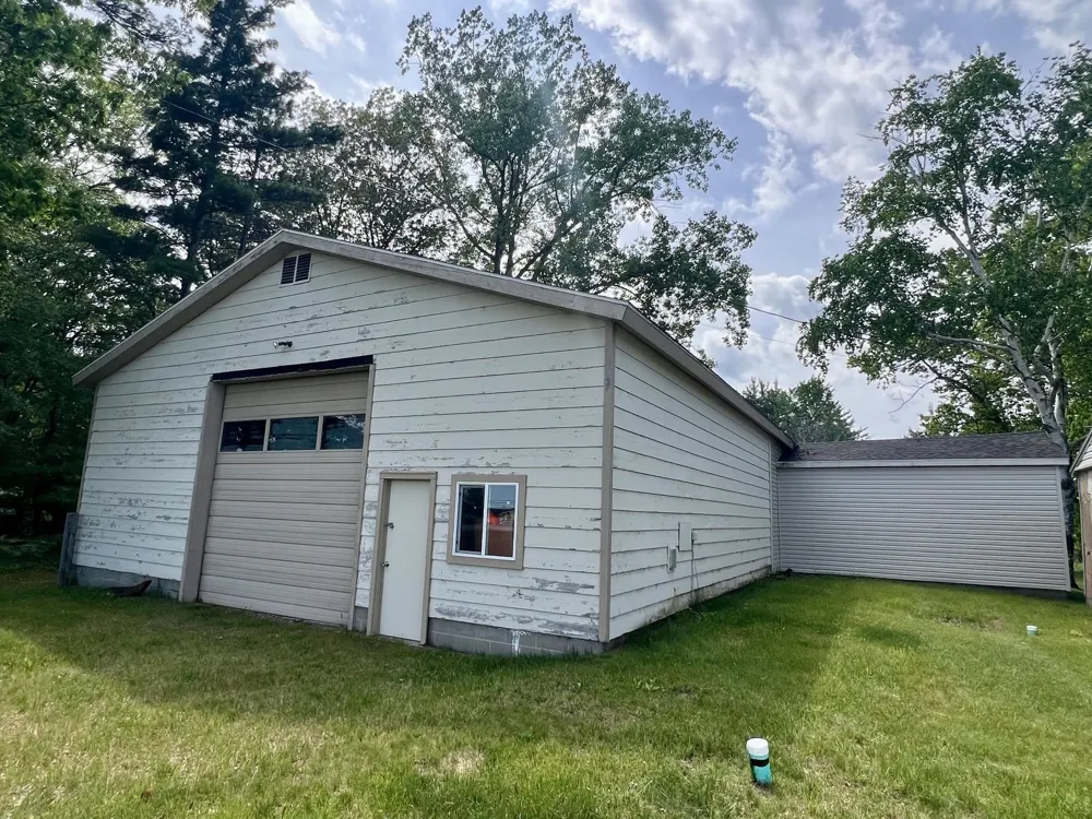 3325 US-23 N Oscoda Charter Township, MI 48750