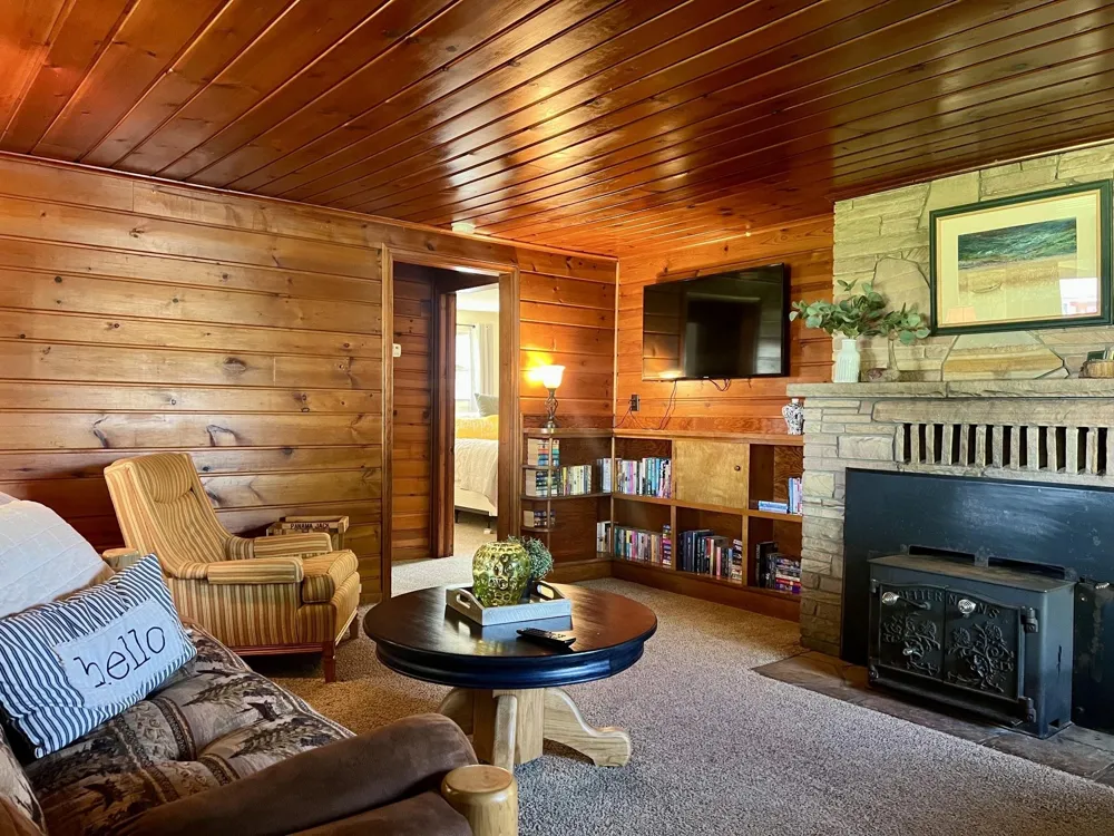 3325 US-23 N Oscoda Charter Township, MI 48750