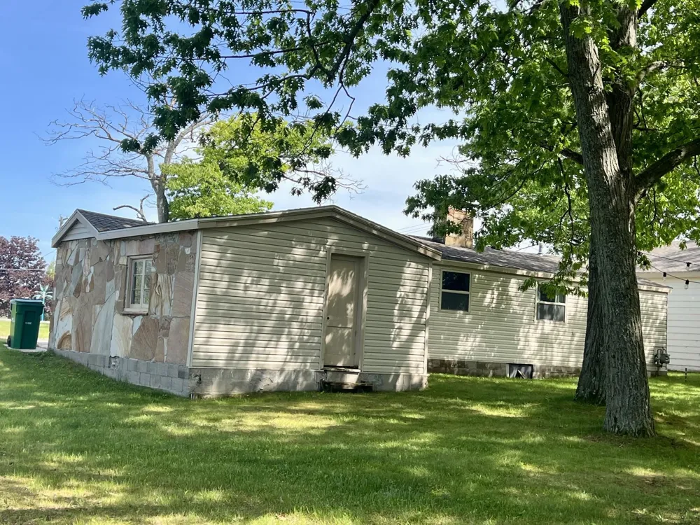 3325 US-23 N Oscoda Charter Township, MI 48750