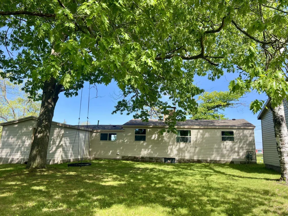 3325 US-23 N Oscoda Charter Township, MI 48750