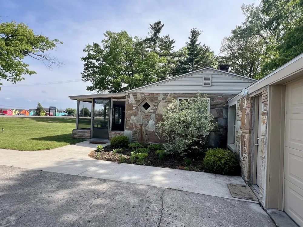 3325 US-23 N Oscoda Charter Township, MI 48750